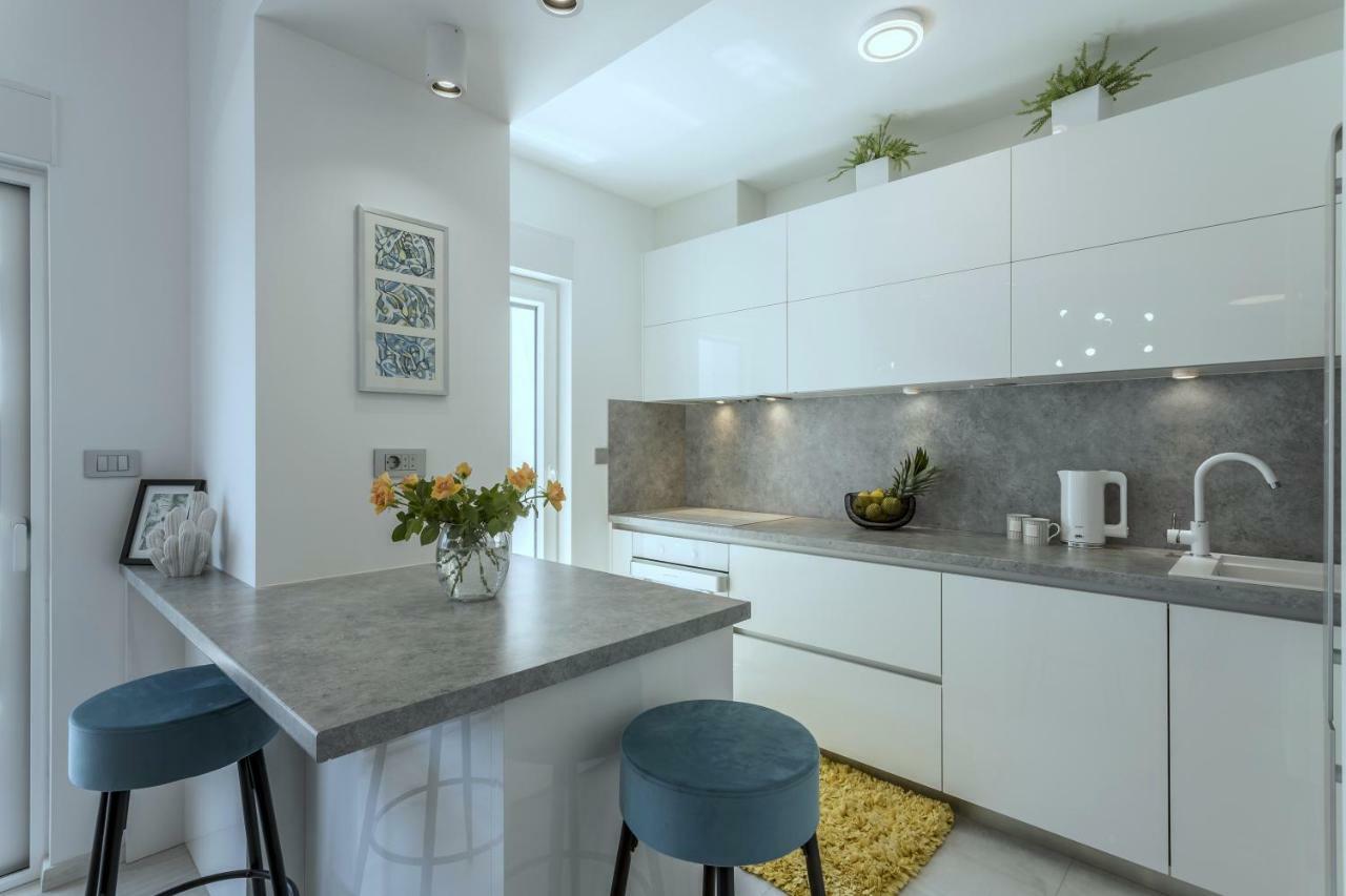 Villa Ema Kastela With Private Heated Pool 외부 사진