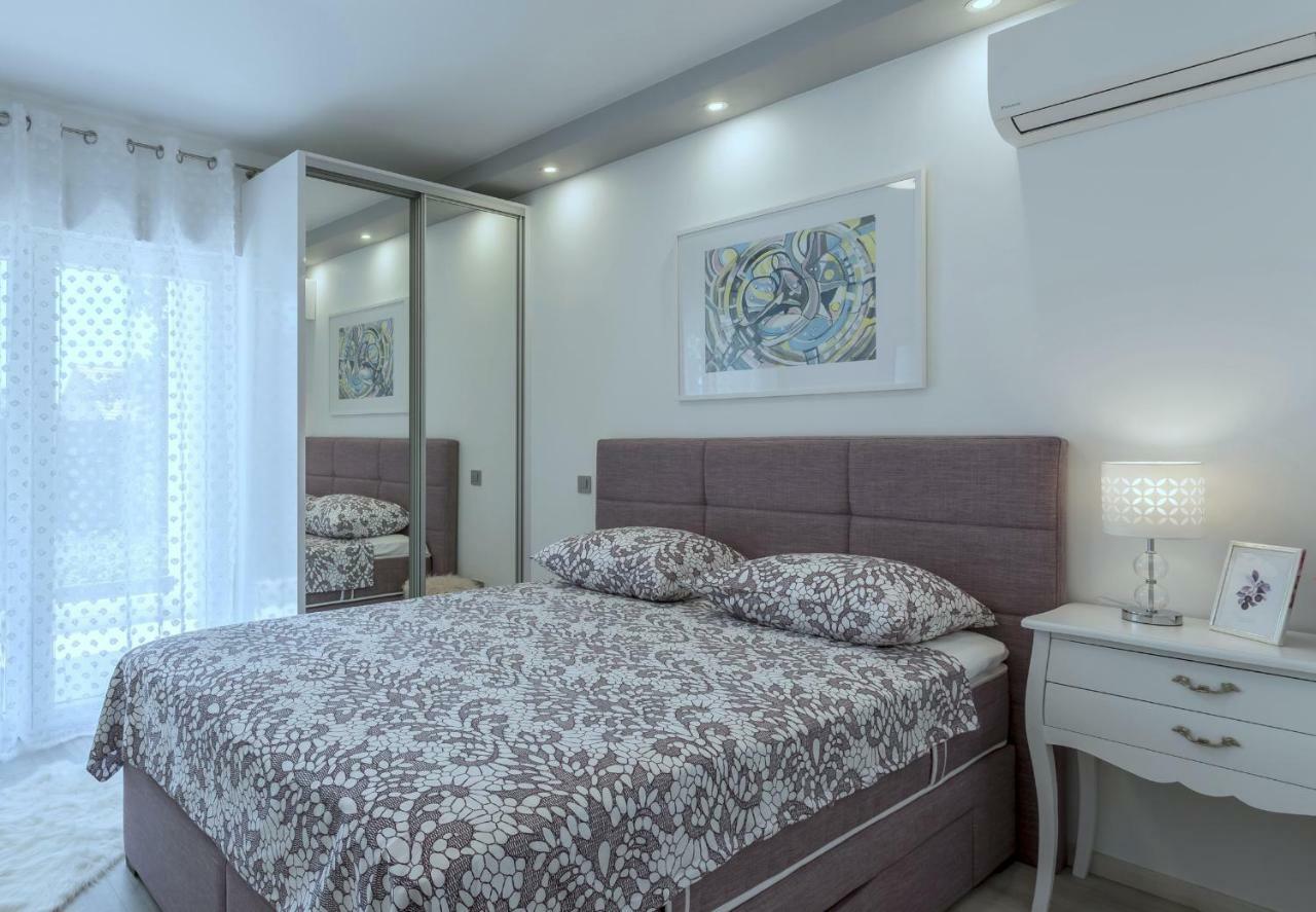 Villa Ema Kastela With Private Heated Pool 외부 사진
