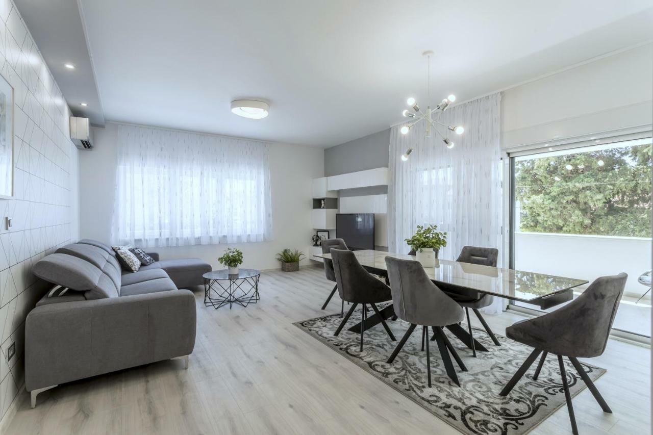 Villa Ema Kastela With Private Heated Pool 외부 사진